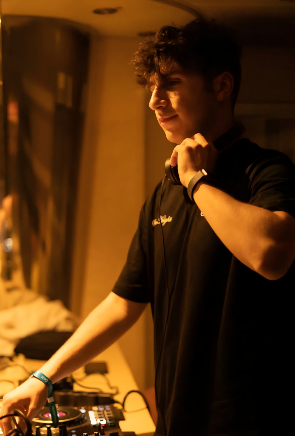 Dj Alexandros Charitos